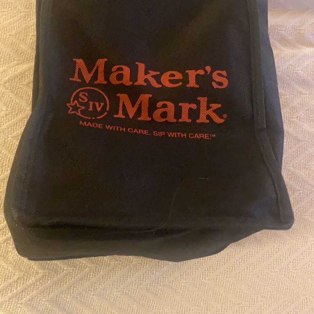Makers Mark Whiskey Wine/Liquor Carrying Bag
